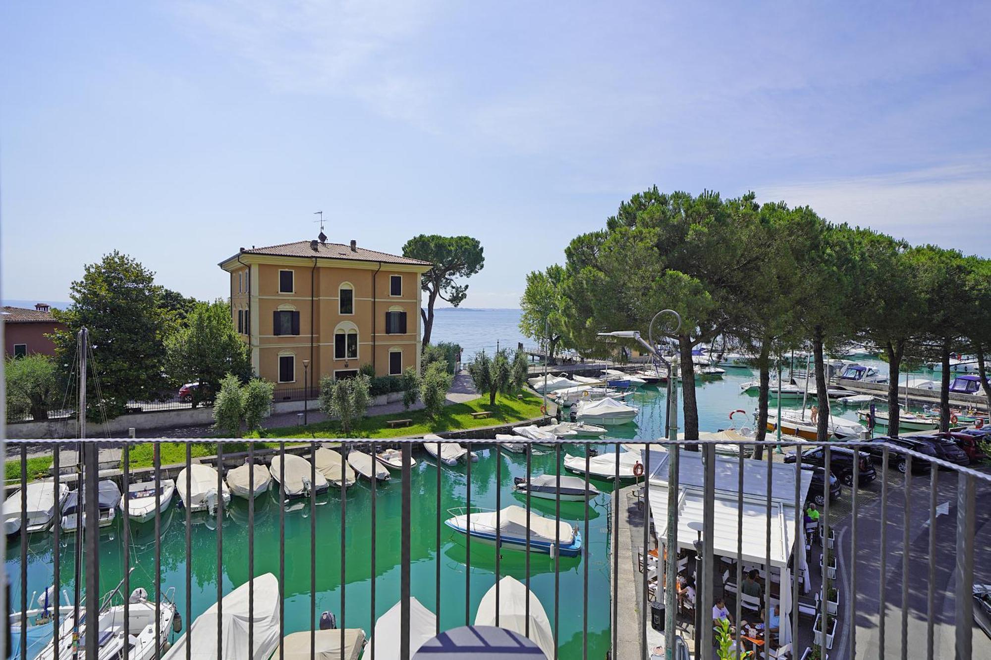 Lamasu Dusano - Lago Di Garda Montinelle Bagian luar foto