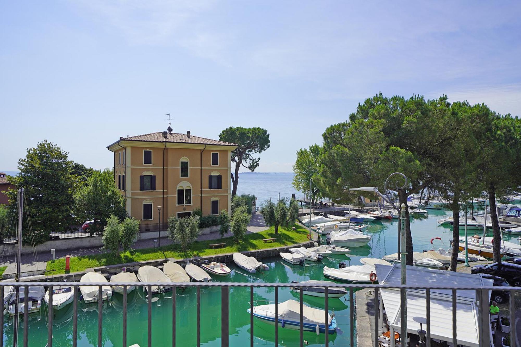 Lamasu Dusano - Lago Di Garda Montinelle Bagian luar foto