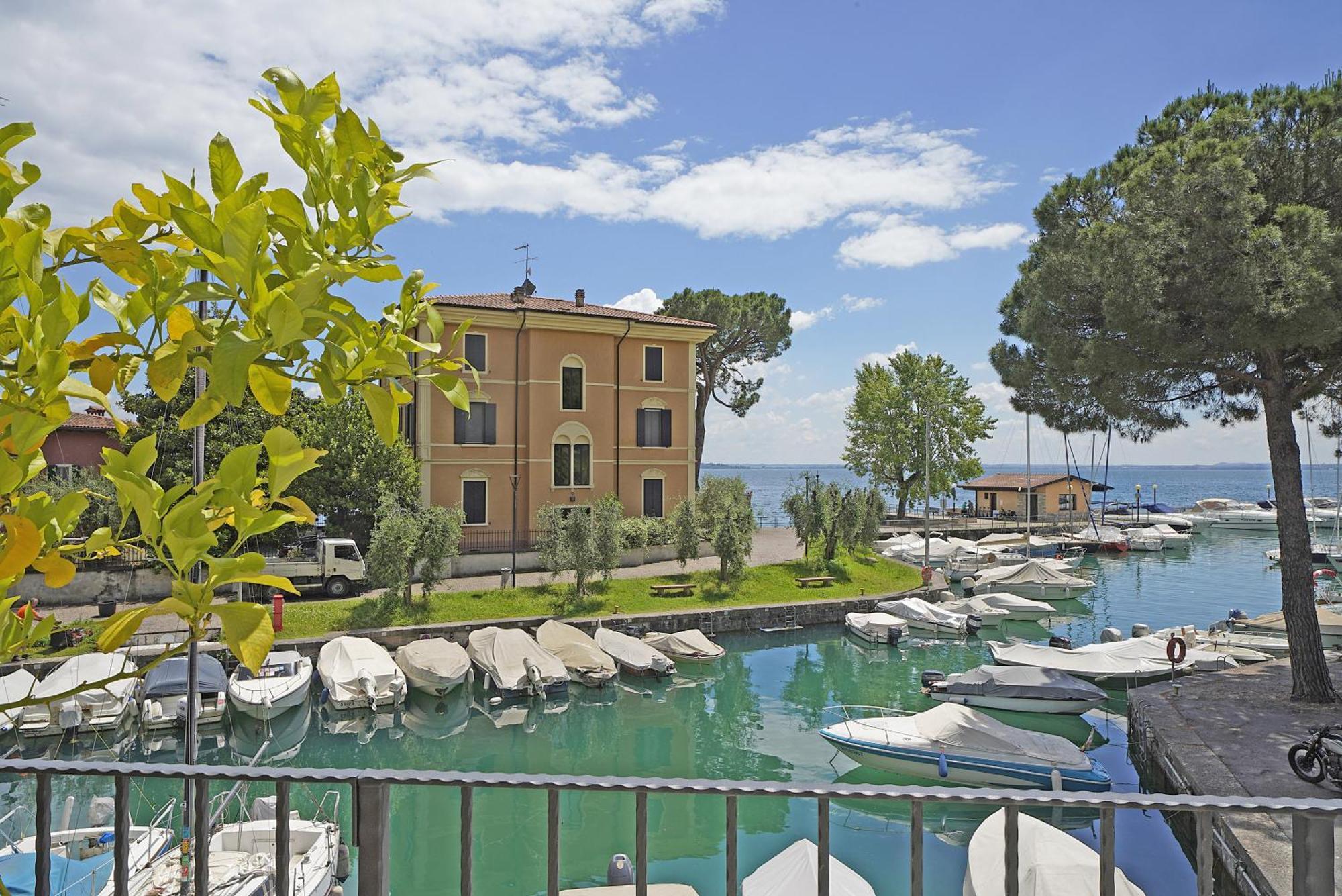 Lamasu Dusano - Lago Di Garda Montinelle Bagian luar foto